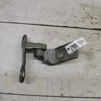 Петля двери передняя правая верхняя Opel Vectra C