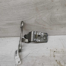 Петля двери передняя правая нижняя Opel Vectra C