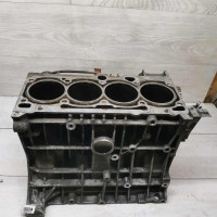 Блок двигателя 1.8i AJP audi a6 c5 