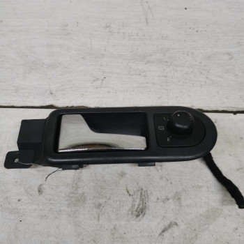 Ручка двери внутренняя передняя левая Volkswagen Passat B5 GP 