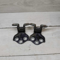 Петля двери передняя правая SsangYong Rexton II Петля двери передняя правая SsangYong Rexton II