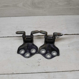 Петля двери передняя правая SsangYong Rexton II Петля двери передняя правая SsangYong Rexton II