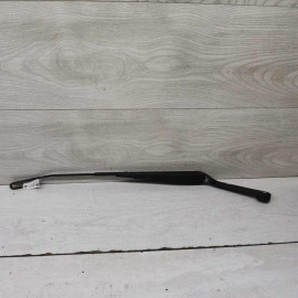 Поводок стеклоочистителя правый SsangYong Rexton II Поводок стеклоочистителя правый SsangYong Rexton II