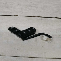 Кнопки управления SsangYong Rexton II Кнопки управления SsangYong Rexton II