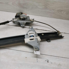 Стеклоподъёмник электрический задний правый SsangYong Rexton II