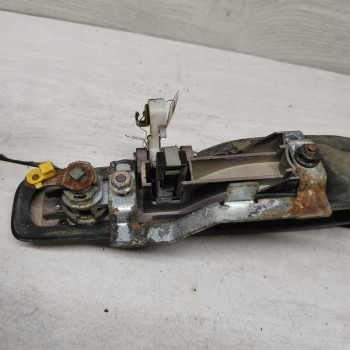 Ручка двери наружная передняя левая SsangYong Rexton II Ручка двери наружная передняя левая SsangYong Rexton II