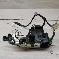 Замок двери задний правый SsangYong Rexton II Замок двери задний правый SsangYong Rexton II