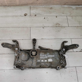 Балка передняя подрамник Volkswagen Passat b6 Балка передняя подрамник Volkswagen Passat b6