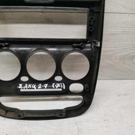 Рамка магнитола Hyundai accent II