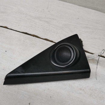 Накладка на дверь в салоне передняя левая SsangYong Rexton II