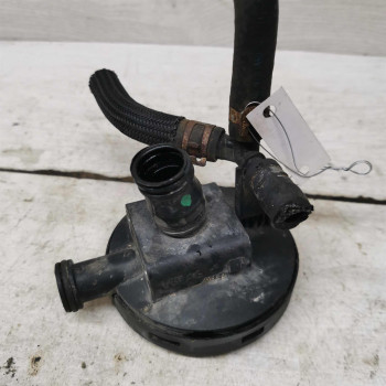 клапан рециркуляции отработавших газов (EGR) Volkswagen Passat b6