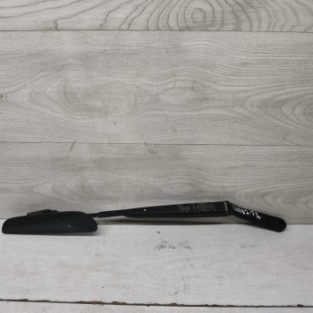 Поводок стеклоочиститель левый Hyundai accent II 