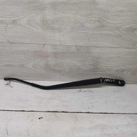 Поводок стеклоочистителя правый Hyundai accent II Поводок стеклоочистителя правый Hyundai accent II