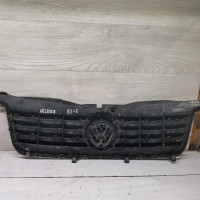 Решётка радиатора Volkswagen Passat B5 GP, дефекты