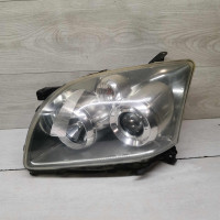 Фара передняя левая toyota avensis t250 рест