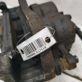 Суппорт передний правый SsangYong Rexton II