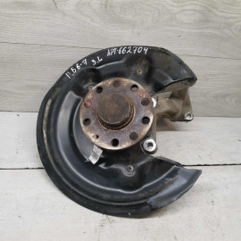 Цапфа задняя левая Volkswagen Passat b6