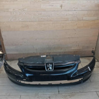 Бампер передний Peugeot 307 дорестайлинг, дефекты