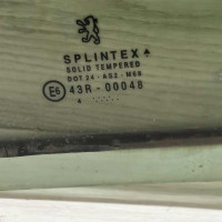 Стекло задней левой двери Peugeot 307 дорестайлинг универсал