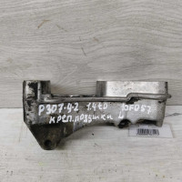 Кронштейн мкпп Peugeot 307