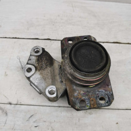 Опора двигателя правая Peugeot 307