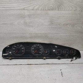 Панель приборов щиток Audi 100 C4
