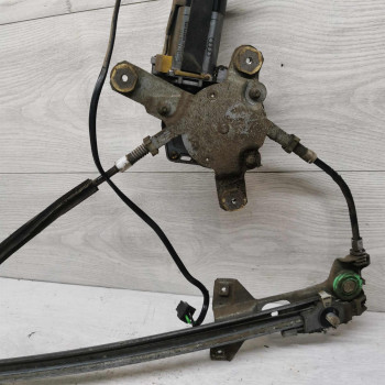 Стеклоподъёмник электрический передний правый Audi 100 C4