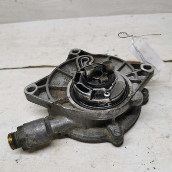 Вакуумный насос SsangYong Rexton II