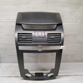 Рамка магнитолы SsangYong Rexton II