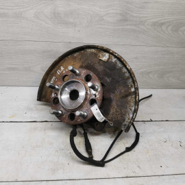 Кулак передний поворотный правый SsangYong Rexton II