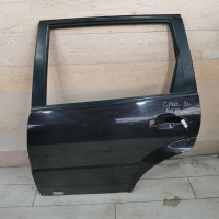 Дверь задняя левая SsangYong Rexton II