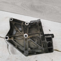 Кронштейн компрессора кондиционера SsangYong Rexton II