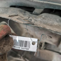 Бампер передний audi 100 c4, дефекты  на фото