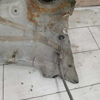 Лонжерон передний левый Volkswagen Passat b6