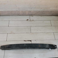 Усилитель переднего бампера Volkswagen Passat B5 GP Усилитель переднего бампера Volkswagen Passat B5 GP