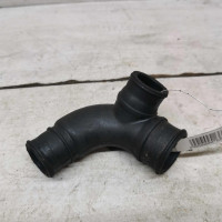 Шланг вентиляции картерных газов Volkswagen Passat B5 GP Шланг вентиляции картерных газов Volkswagen Passat B5 GP
