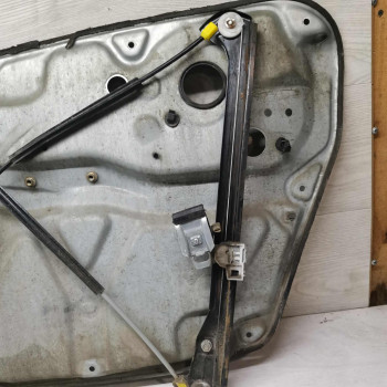 Стеклоподъёмник электрический передний левый Volkswagen Passat B5