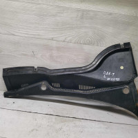 Декоративная накладка жабо дождевик водоотводящий щиток левый Volkswagen Passat b6 Декоративная накладка жабо дождевик водоотводящий щиток левый Volkswagen Passat b6