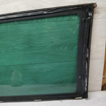 Стекло глухое заднее левое форточкаVolkswagen Passat B5 GP