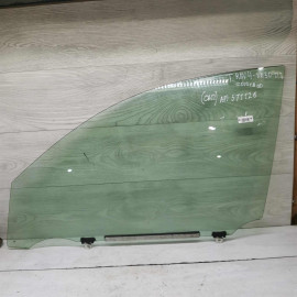 Стекло двери переднее левое Toyota RAV4 III (XA30)