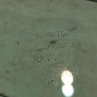 Стекло двери переднее правое Toyota RAV4 III (XA30) Стекло двери переднее правое Toyota RAV4 III (XA30)