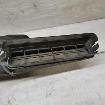 Заборник воздуха Volkswagen Passat b6