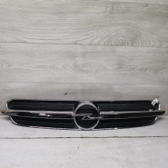 Решетка радиатора Opel Vectra C дорестайлинг Решетка радиатора Opel Vectra C дорестайлинг