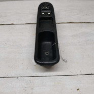 Блок управления стеклоподъёмниками Peugeot 307 Блок управления стеклоподъёмниками Peugeot 307