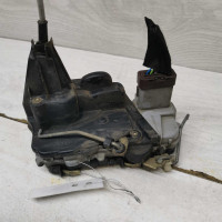 Замок двери передний левый Peugeot 307