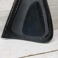 Стекло глухое заднее левое форточка SsangYong Rexton II