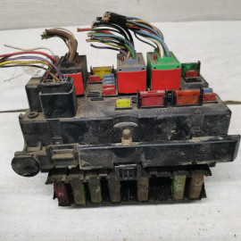 Блок предохранителей Peugeot 307