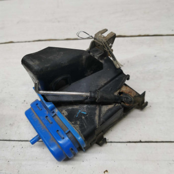 Замок двери задний правый Audi 100 C4