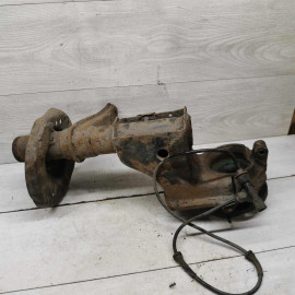 Кулак передний поворотный левый Audi 100 C4, Audi A6 C4