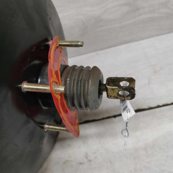 Вакуумный усилитель тормозов Ford Focus I